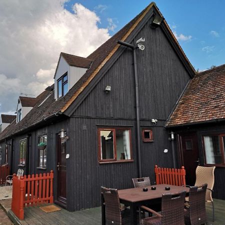 Chalet Cottages Streatley  Eksteriør bilde