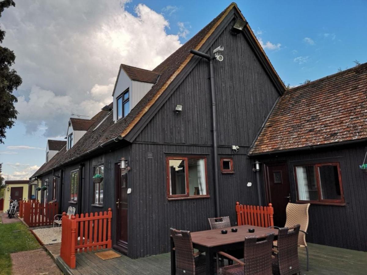 Chalet Cottages Streatley  Eksteriør bilde