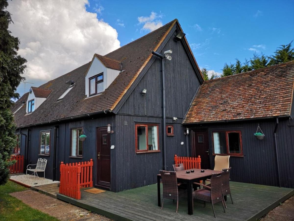 Chalet Cottages Streatley  Eksteriør bilde